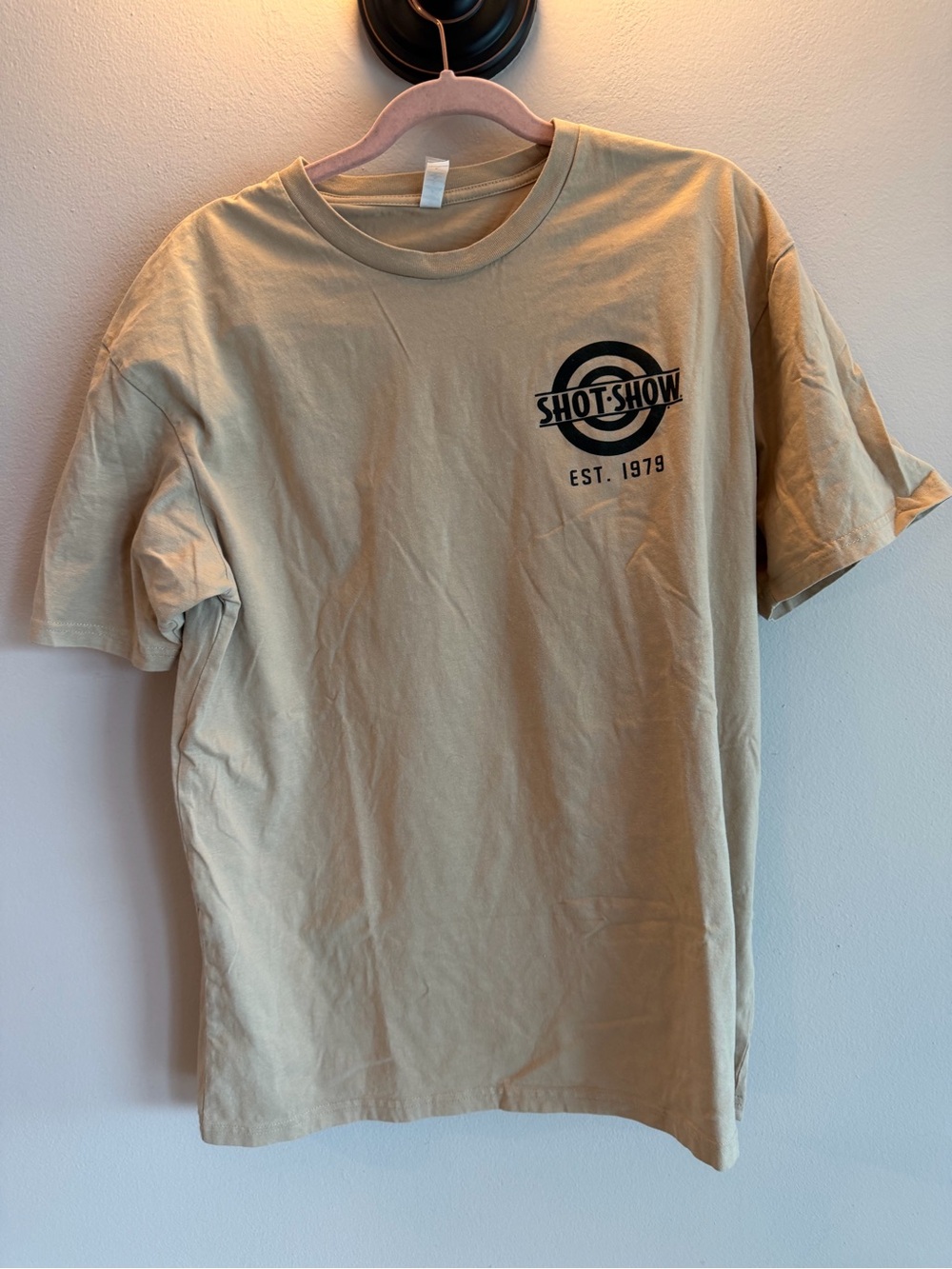 Cotton Heritage SHOT Show Est 1979 Tan Graphic T-Shirt Mens L In Guns We Trust